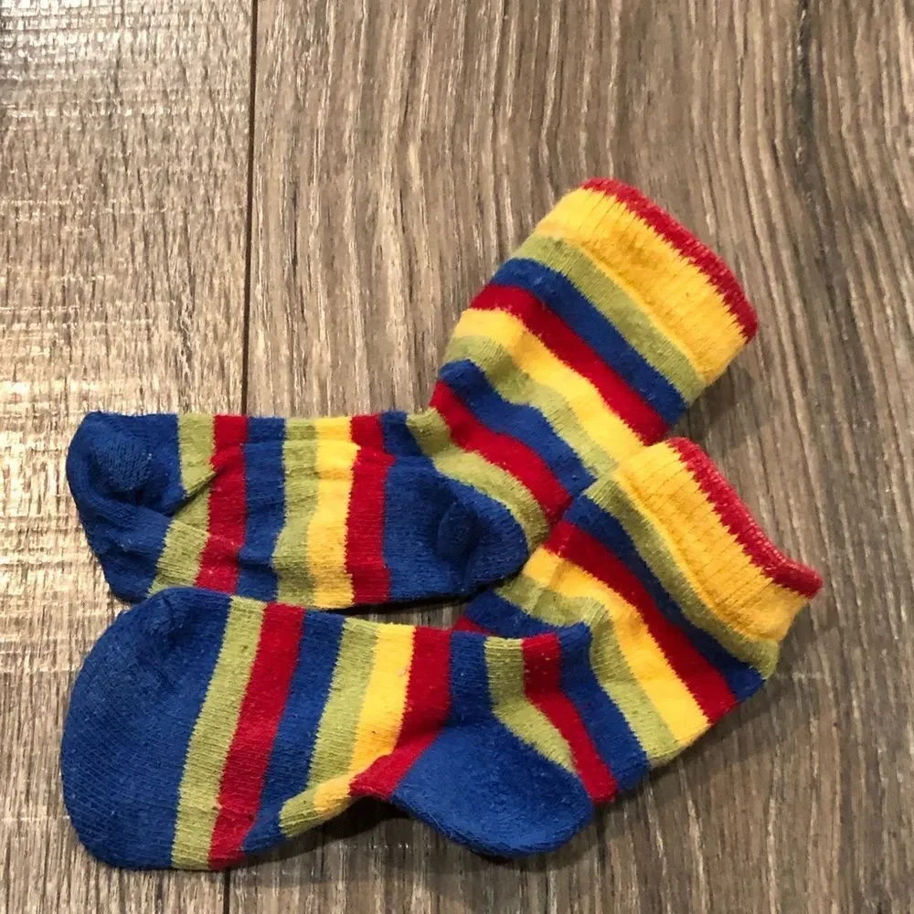 Assorted Newborn and Baby Socks Collection 16 pairs